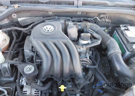 2013 Volkswagen Jetta 2.0L S z USA, uszkodzony, nr VIN 3VW2K7AJ8DM308827